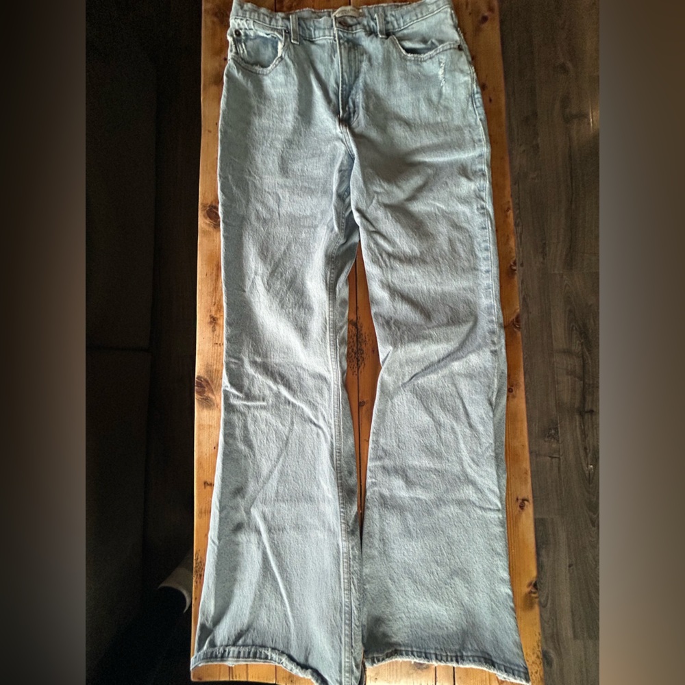 Abercrombie & Fitch Light Blue Denim Jeans